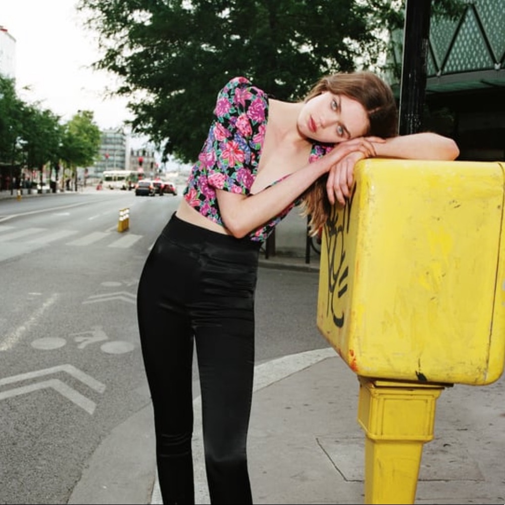 Zara floral print top size Small, BNWT